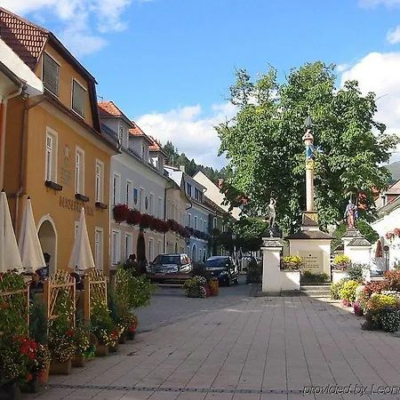 Jufa Oberwoelz-lachtal 3*